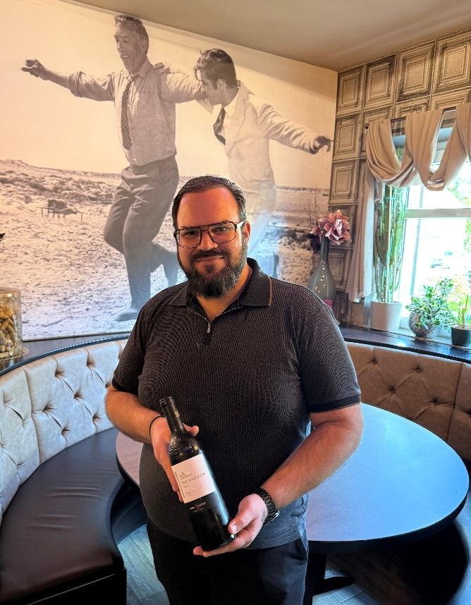 Empfehlung des Hauses: Ein Glas „Malagouzia“ schmeckt nach Urlaub in Griechenland.