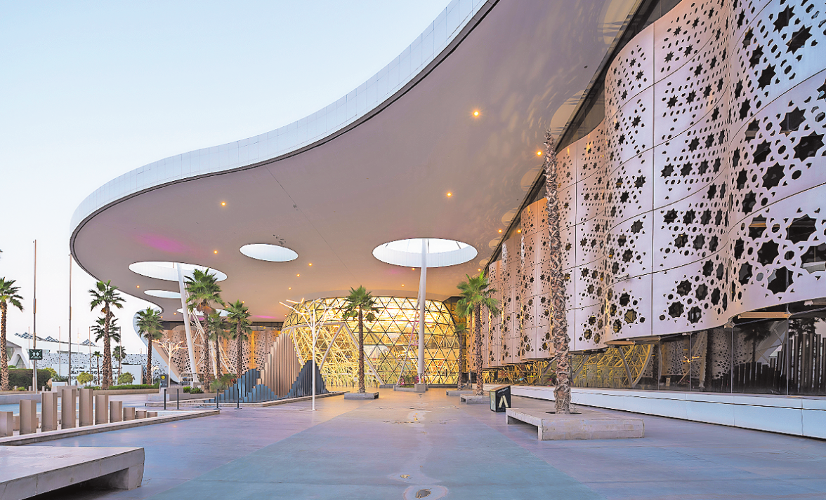 OPTISCH TOP: DER FLUGHAFEN MARRAKESCH MENARA IST DER INTERNATIONALE FLUGHAFEN DER STADT MARRAKESCH UND ZUGLEICH DER FLÄCHENMÄSSIG ZWEIT GRÖSSTE MAROKKOS. FOTO: ARCHITEKTURFOTOGRAFIE BACH