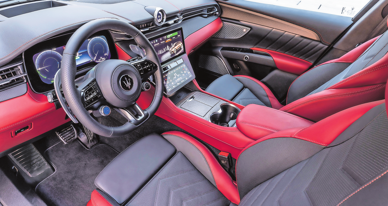 Wer in Leder schwelgen will, der kann sich bei Maserati voll austoben. Im Einsatz sind neuerdings auch nachhaltige Materialien wie regeneriertes Nylon.