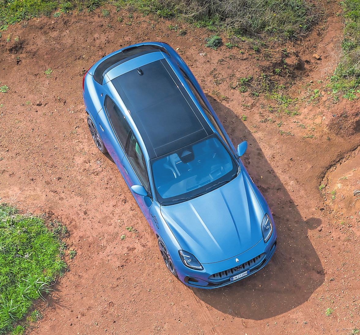 O sole mio: Als echter Italiener bietet der Maserati Grecale auch ein Panorama-Dach an.