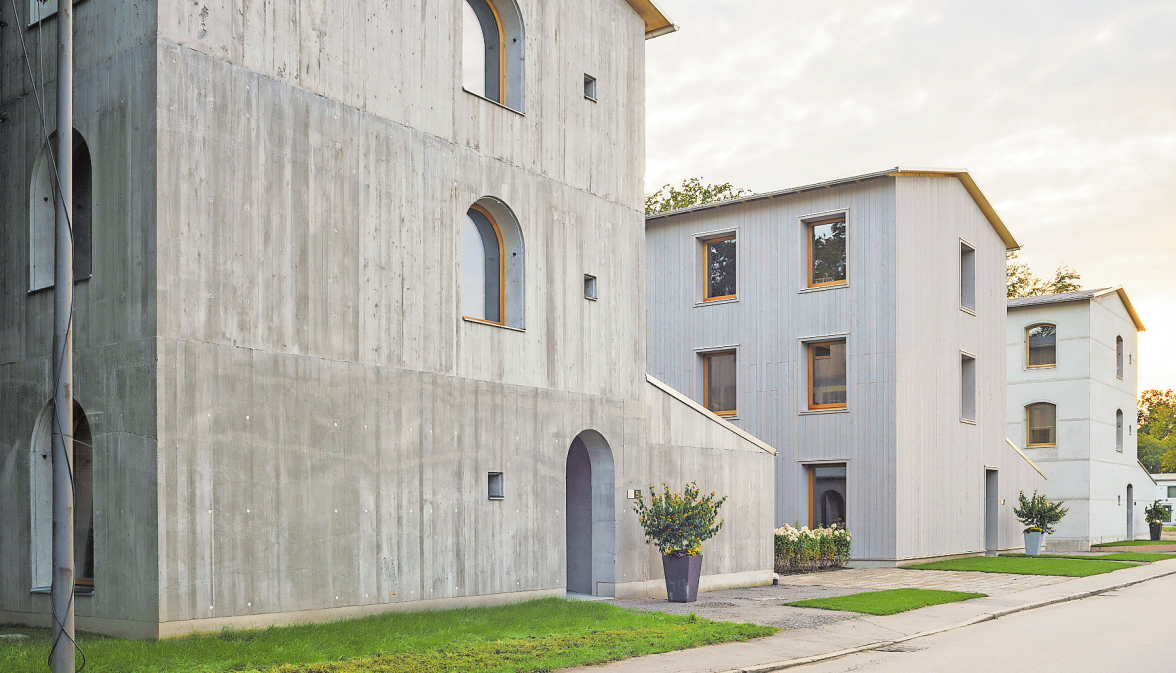 BEREITS IM JAHR 2012 INITIERTE DIE TU MÜNCHEN DAS FORSCHUNGSPROJEKT „EINFACH BAUEN“, DAS UNTER ANDEREM IN ABGEBILDETE GEBÄUDETYPEN UNTER DER FEDERFÜHRUNG VON FLORIAN NAGLER ARCHITEKTEN MÜNDETE. FOTO: SEBASTIAN SCHELS FÜR FLORIAN NAGLER ARCHITEKTEN