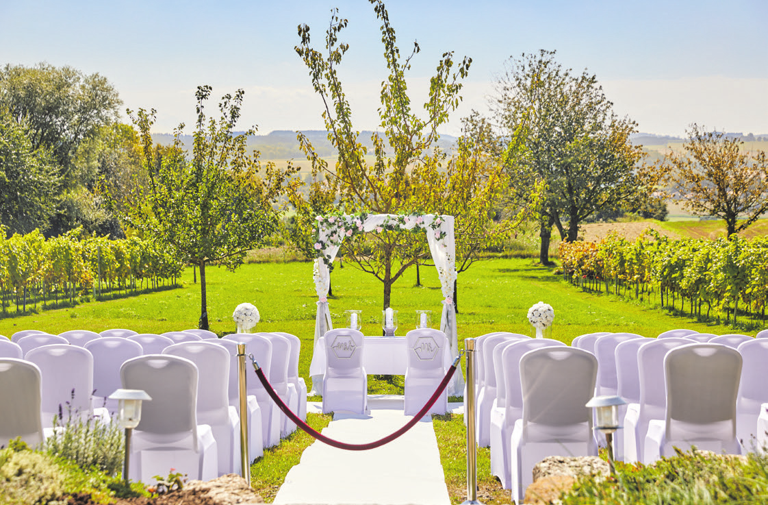 Romantische Hochzeit am hoteleigenen Weinberg
