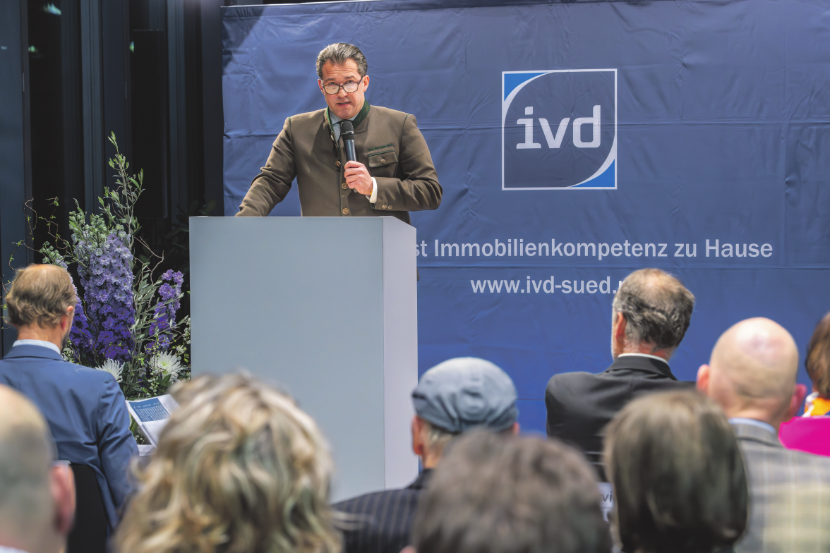 Der Vorsitzende des IVD Süd Martin Schäfer