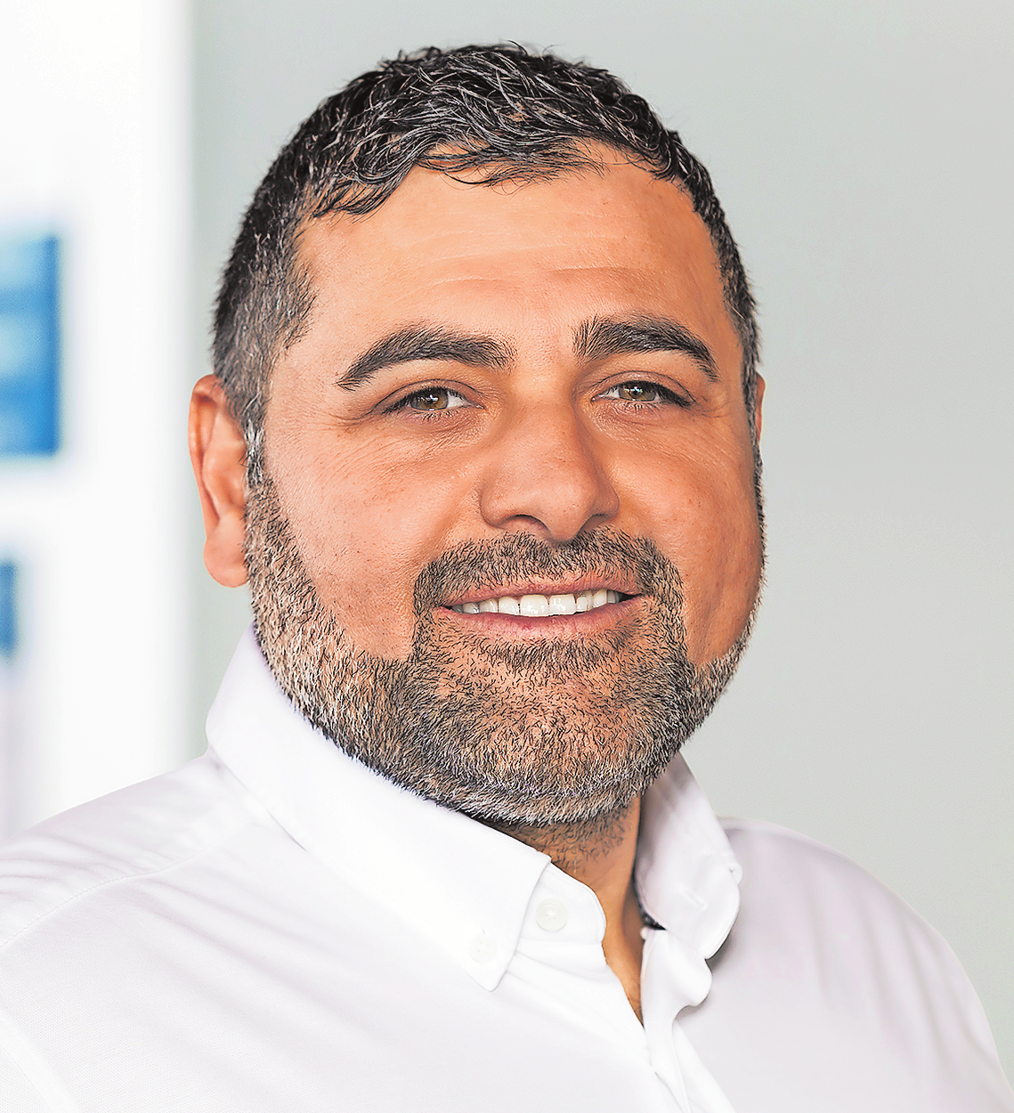 Dr. Murat Yörük ist neuer Chefarzt der Klinik für Wechsel-, Sonder- und septische Endoprothetik am Krankenhaus Rummelsberg.    Foto: Uwe Niklas