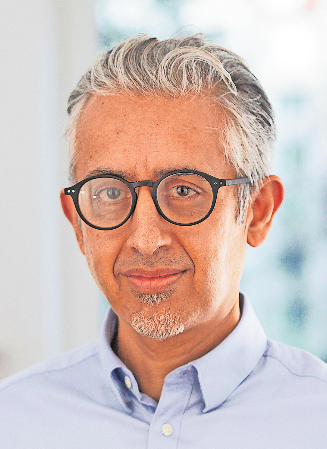 Osteopath Zubair Butt hat an der renommierten British School of Osteopathy studiert. Seit 2010 praktiziert er als selbstständiger Heilpraktiker mit Schwerpunkt Osteopathie und Chiropraktik in München und Starnberg. In seiner Praxis sieht er eine wachsende Zahl von Patientinnen und Patienten, die er wegen Störungen im Kieferbereich behandelt. Foto: privat