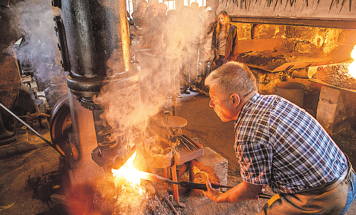 Historischer Eisenhammer in Roth.   Foto: TV Fränkisches Seenland/LRA Roth