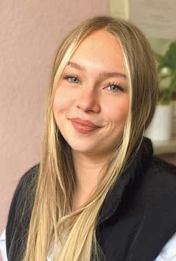 Jonna Jensen. 1. Ausbildungsjahr