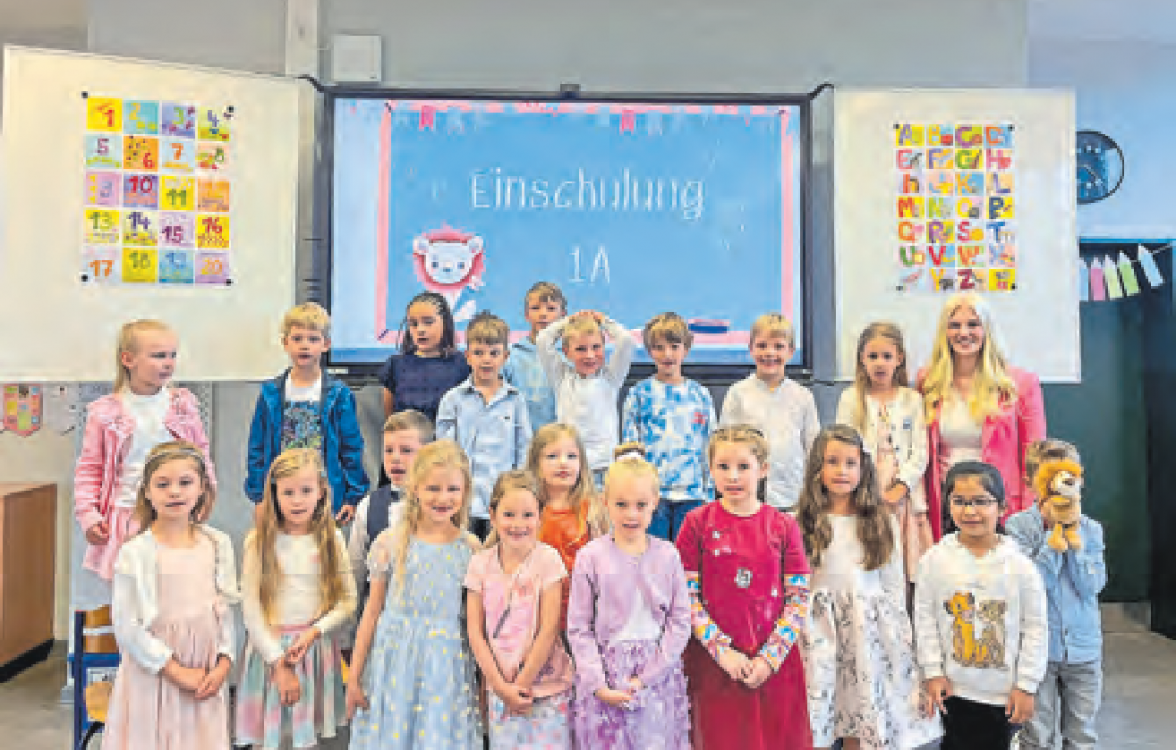 Klasse 1a mit der Klassenlehrerin Lena Pogoda. Fotos: Schule Hoisdorf/hfr (2)