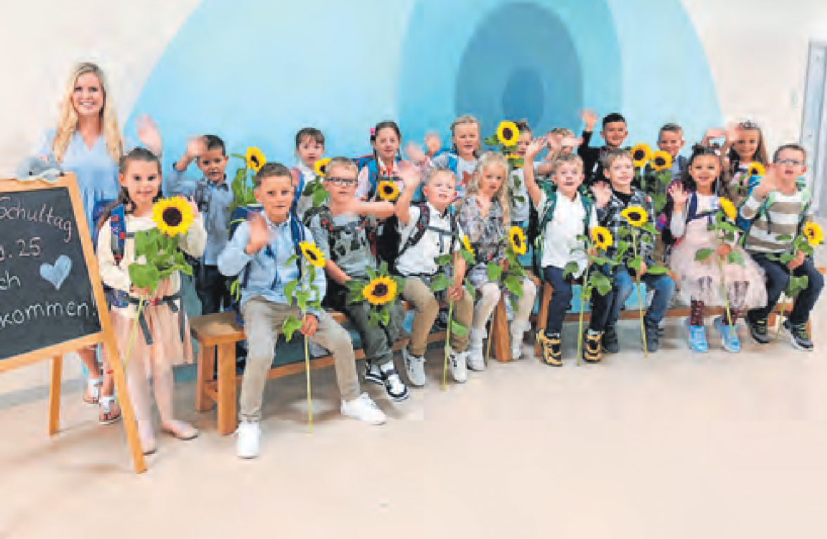 Die Klasse 1e mit ihrer Klassenlehrerin Alicia Polte.