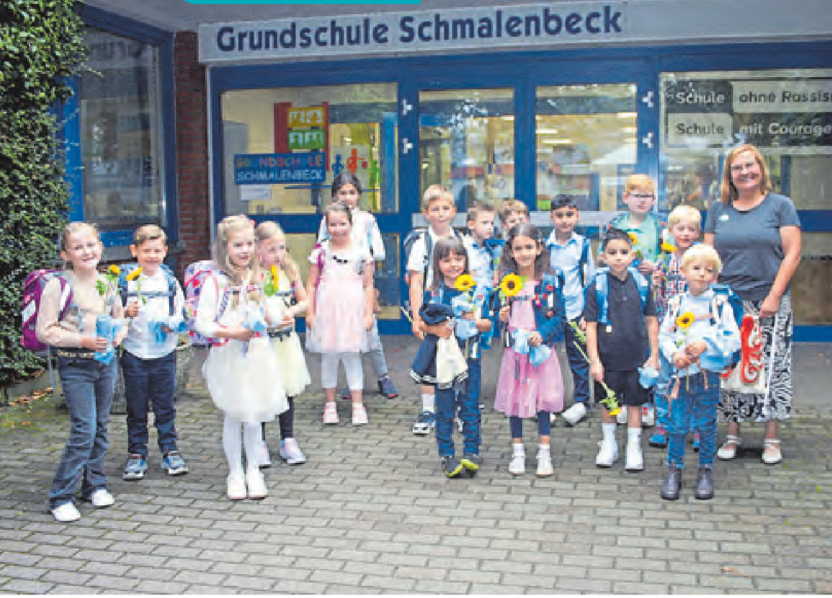 Klasse 1a mit der Klassenlehrerin Eva Bade. Fotos: Ilka Bremer/Schule/hfr (4)