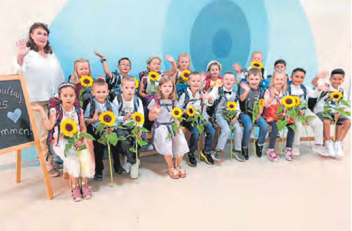 Die Klasse 1d mit ihrer Klassenlehrerin Cornelia Piette.