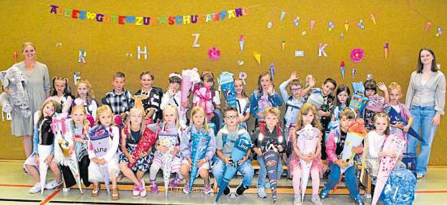 Die Klasse 1b, die Elefantenklasse. Fotos (2): Dörfergeimeinschaftsschule Zarpen/hfr