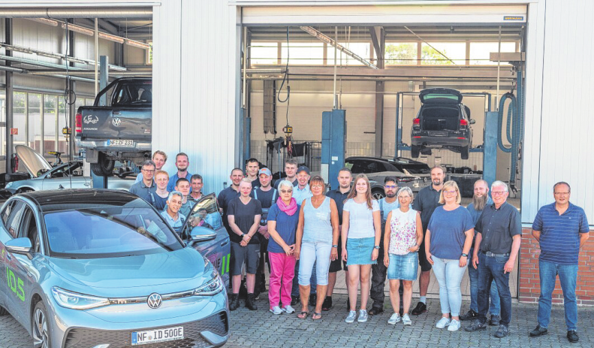 SHZ - Firma Hans Carstens: Familre Atmosphre im Betrieb - Aktuelle  Nachrichten aus Schleswig-Holstein Schleswig-Holsteinischer Zeitungsverlag