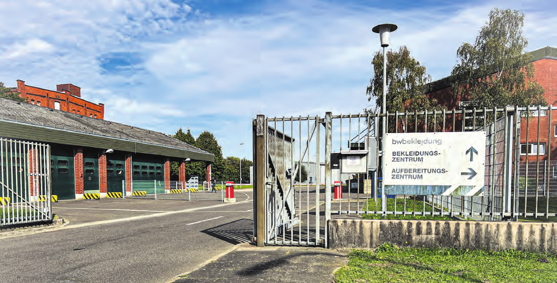 Der Eingang zum Bekleidungs- und Aufbereitungszentrum der Bundeswehr an der Kaiserstraße. FOTO: FRANK HÖFER