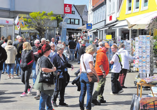 In der Saison ist die Kappelner Fußgängerzone oft sehr gut besucht. FOTO: EINAR MASCHMANN