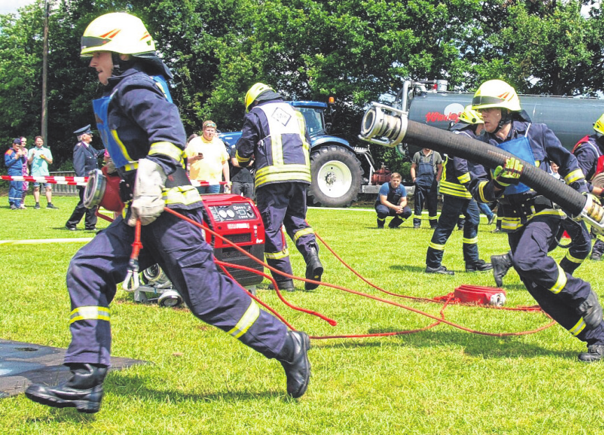 In verschiedenen Disziplinen messen sich die Amtfeuerwehren in den drei Gemeinden.