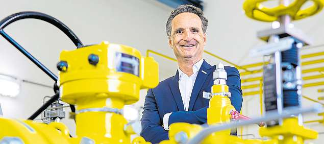 Dirk Thole ist seit März 2023 Geschäftsführer der Stadtwerke Flensburg. FOTO: MARCUS DEWANGER