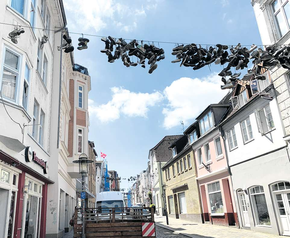 Die Norderstraße darf man getrost als „Herzkammer der dänischen Minderheit“ bezeichnen. FOTO: ANTJE WALTHER
