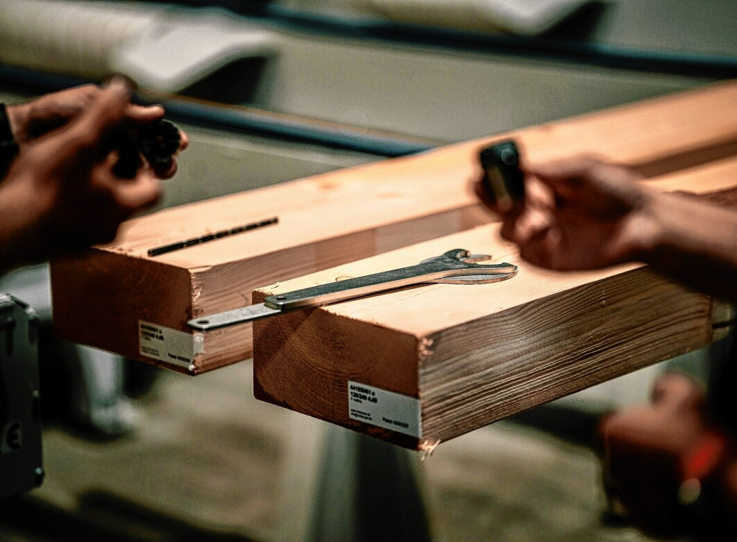 Handarbeit...