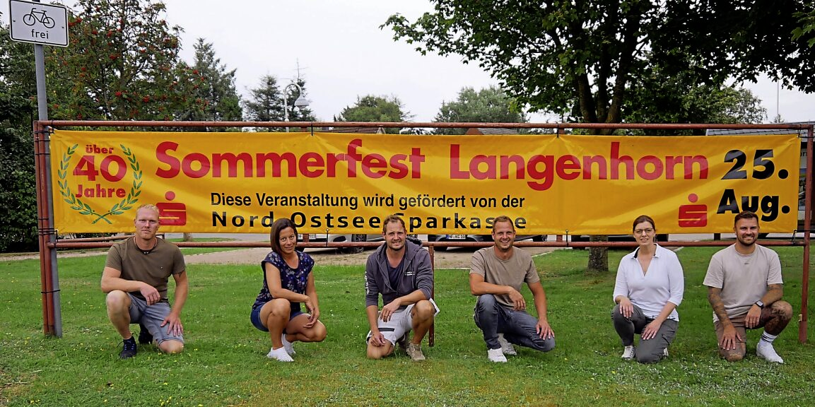 Einige der Macher des Langenhorner Sommerfestes.