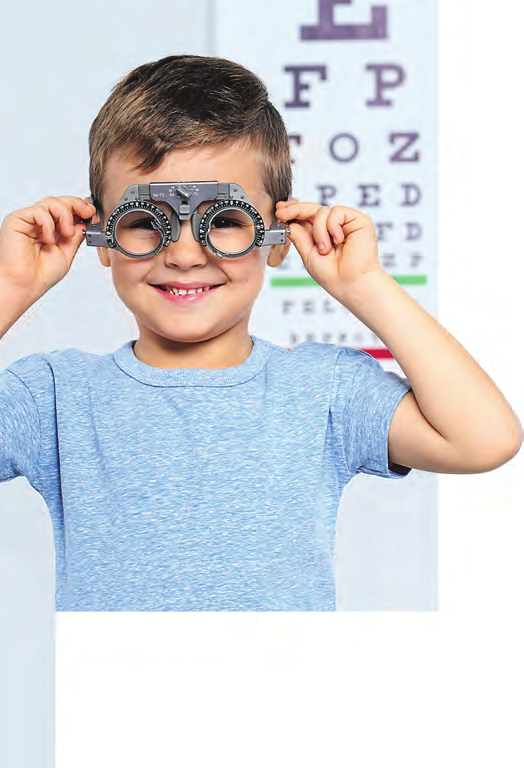 Mit einer geeigneten Brille können Kinder nicht nur wieder scharf sehen, auch das Fortschreiten der Kurzsichtigkeit kann verlangsamt werden.