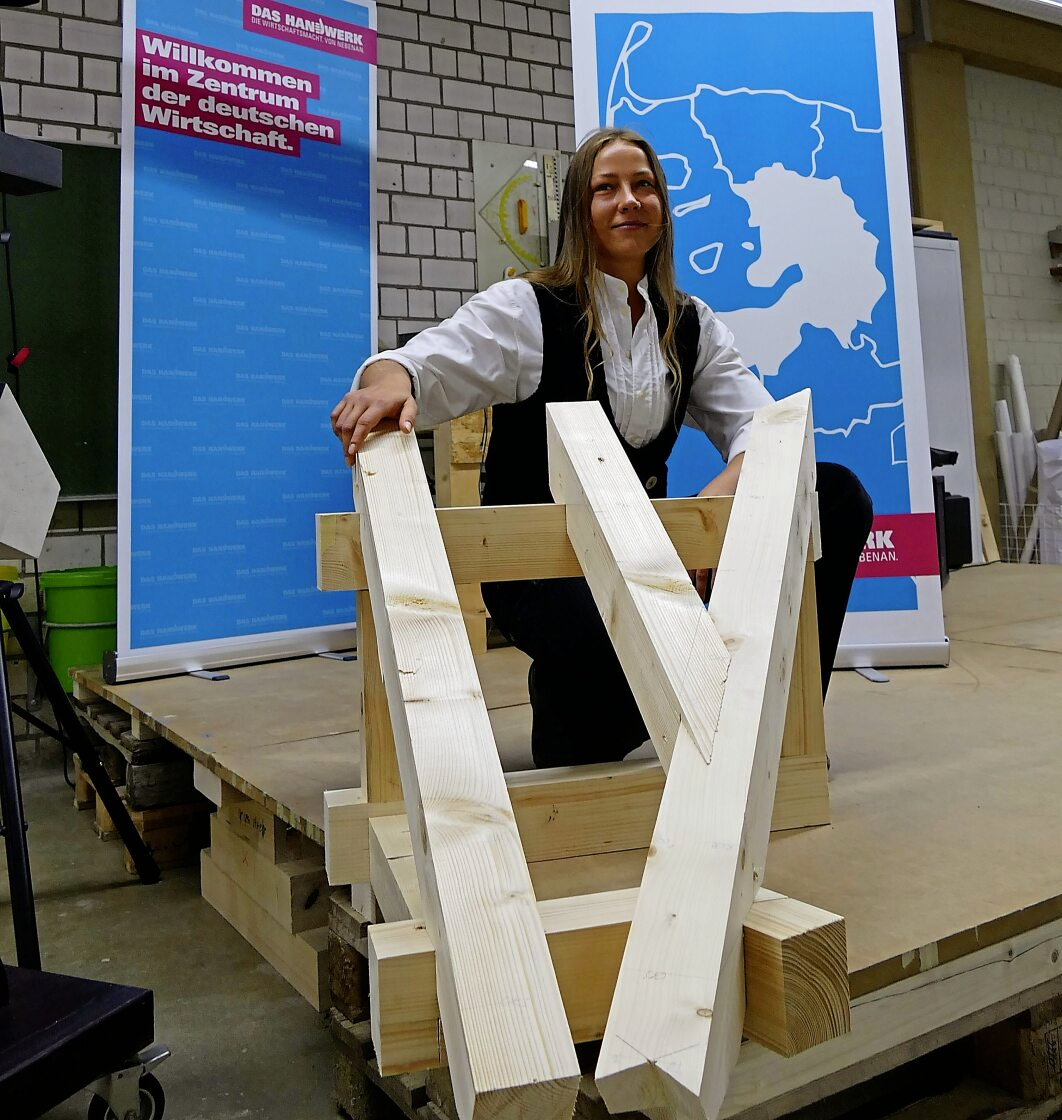 Innungsbeste Ivonne Ruge wird nach ihrer Ausbildung für die nächsten drei Jahre auf die Walz gehen.