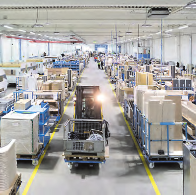 Die Hobby-Wohnwagenwerk, Ing. Harald Striewski GmbH ist einer der größten Wohnwagenhersteller weltweit und größter Arbeitgeber sowie umsatzstärkstes Unternehmen im Kreis Rendsburg-Eckernförde.