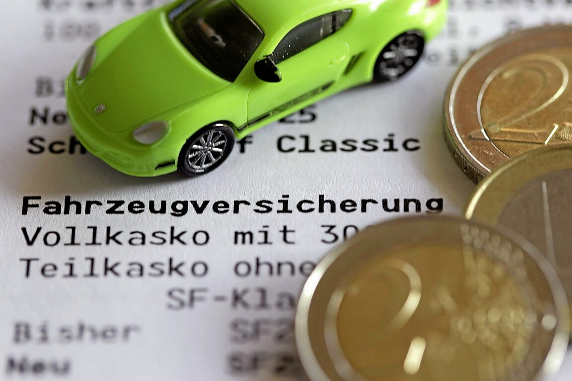 „Mit der R+V-Kfz-Versicherung sind Sie immer sicher unterwegs egal, was Sie bewegt“, sagt Ingo Kunde, Bezirksdirektor der R+V Versicherung. Foto: imago
