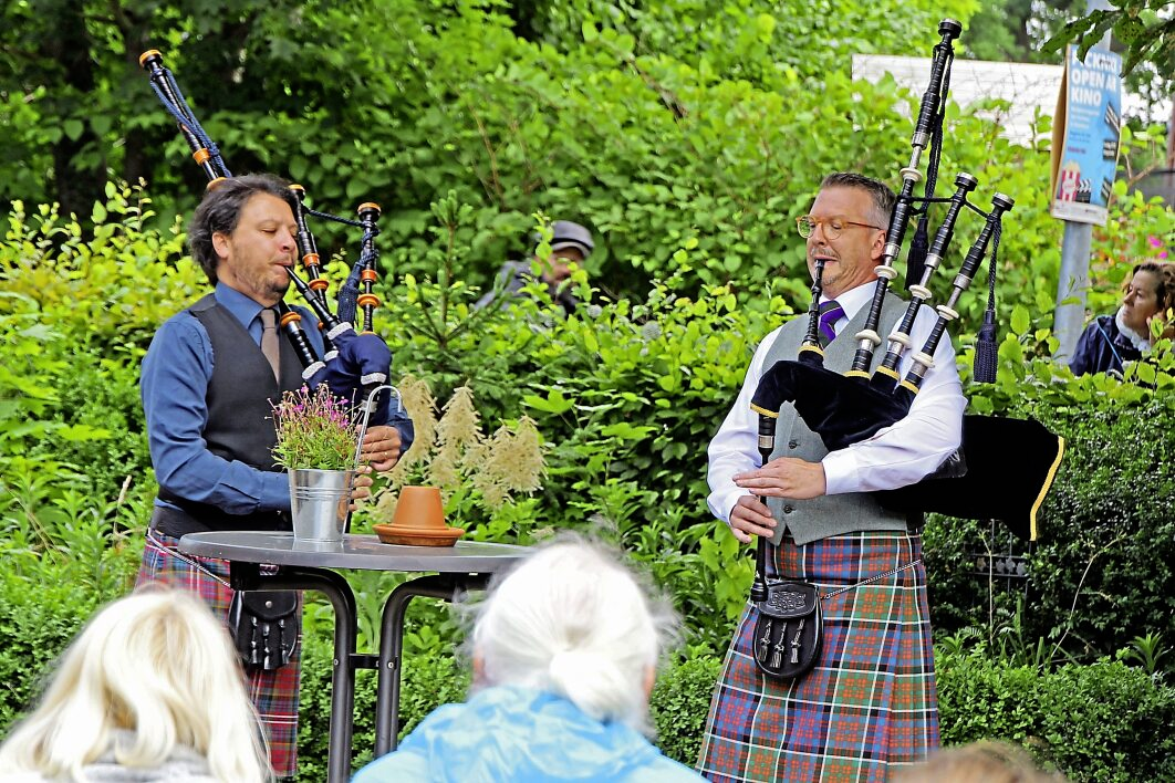 Schottische Klänge mit den Heathermill Pipers gibt sik-Frühschoppen Töverhuus am 29. Juni. es beim Mu-