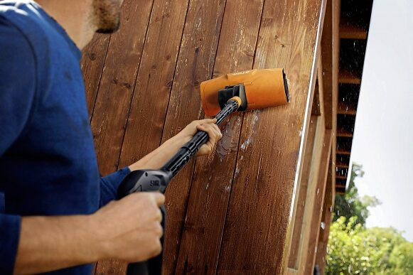 Nach winterlichen Temperaturen braucht ein Haus viel Aufmerksamkeit. Foto: STIHL/BHW Bausparkasse