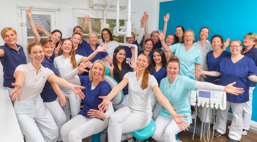 Zahngesundheit mit Wow-Faktor - dank eines Teams, das seine Arbeit liebt - mit Spaß, Empathie und Kompetenz. Foto: Time to Shine