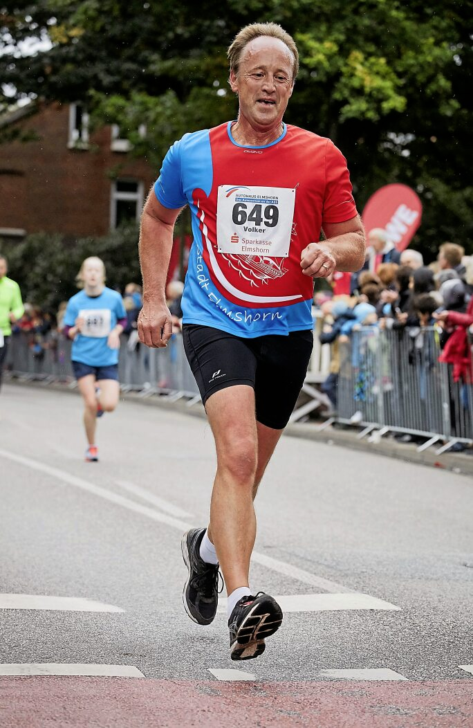 Oberbürgermeister Hatje war dabei. Volker Foto: Konjack