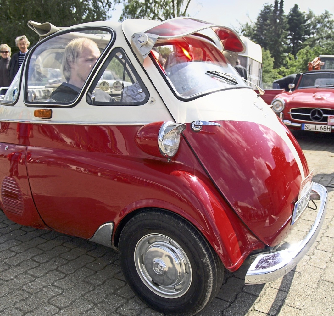 Auch auf drei Rädern kann man den Rallyekurs in Angriff nehmen.