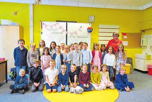Die Klasse 1a mit Lehrerein Karen Wollenberg. Foto: Carl-Orff-Schule/hfr