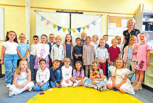 Die Klasse 1c mit Lehrerin Sabine Gausmann. Foto: Carl-Orff-Schule/hfr 