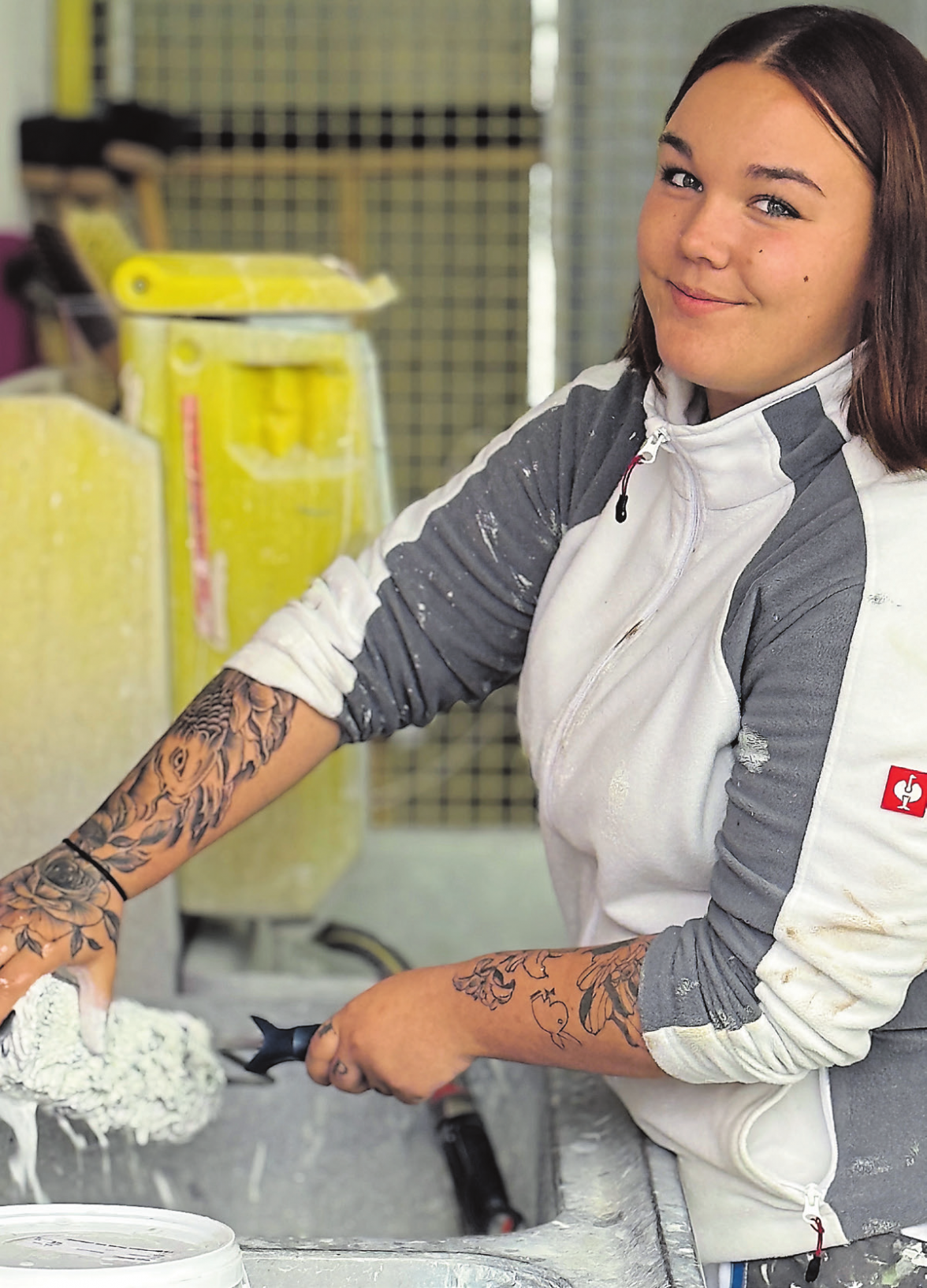 Anliyah (18) ist am liebsten kreativ, doch auch sonst packt sie ordentlich mit an.