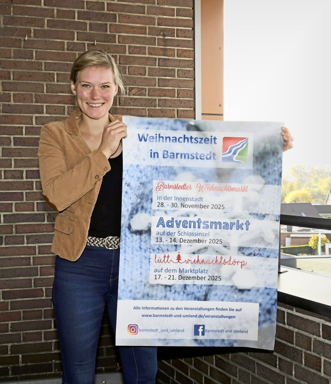 Saskia Frantz vom Stadtmarketing Barmstedt organisiert die drei Großveranstaltungen in der Vorweihnachtszeit. Foto: Michael Bunk