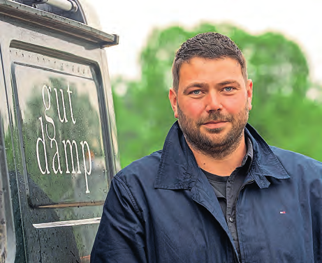 Platzmanager Tim Schulze freut sich auf die Saison und die Gäste.