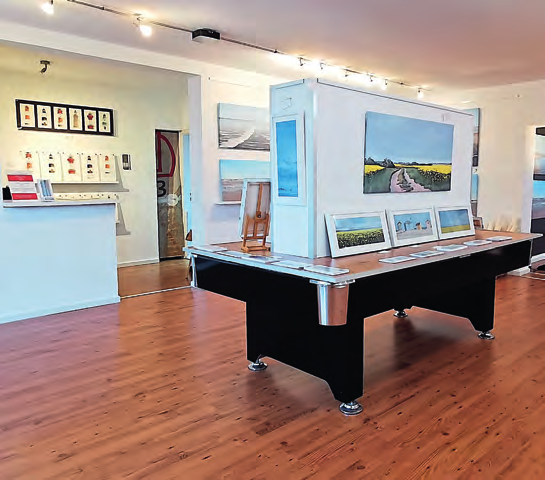 Die Galerie "schlei-arts" zeigt Bilder von der Küste und aus der Region.