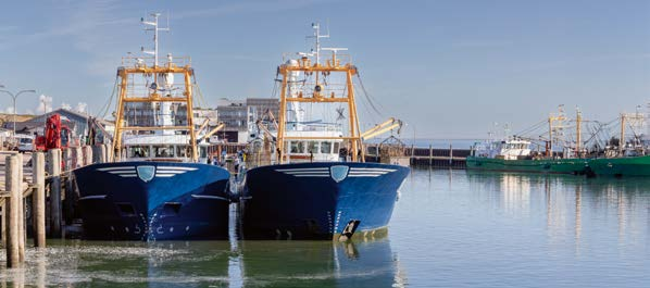 Kutter machen im Hörnumer Hafen fest.