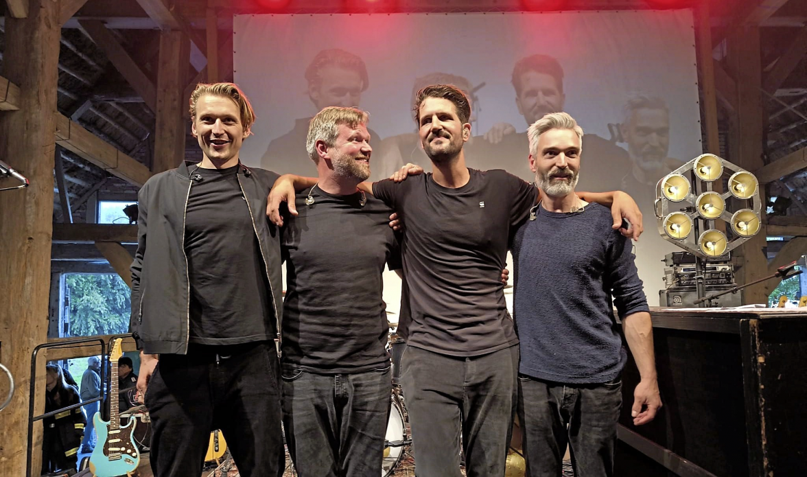 Die vierköpfige Band “Jeden Tag Silvester“ aus Bad Oldesloe wird beim “Stadtfest Eutin“ am Samstag ab 20.30 Uhr auftreten. Foto: Sophie Niemeier-Sommerfeld