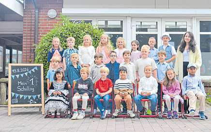 Klasse 1c mit der Klassenlehrerin Juna Gretz.