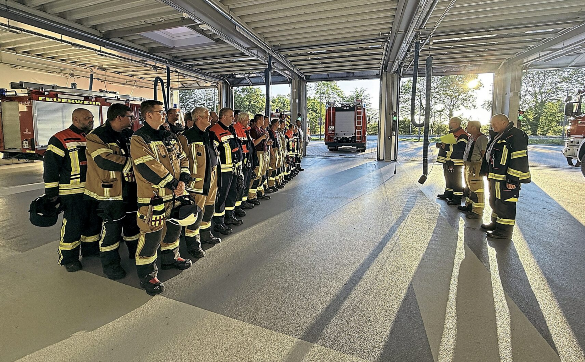 Das neue Gerätehaus an der B 5 entspricht den Vorgaben der HFUK. Fotos: Christine Wauer