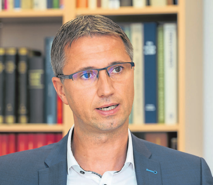 Matthias Meyer: „Eine Familie mit zwei Kindern kann künftig bis zu 1680 Euro pro Jahr staatliche Förderung erhalten. Das schafft einen zusätzlichen Anreiz, frühzeitig vorzusorgen und gleichzeitig die finanzielle Zukunft der Familie abzusichern.“