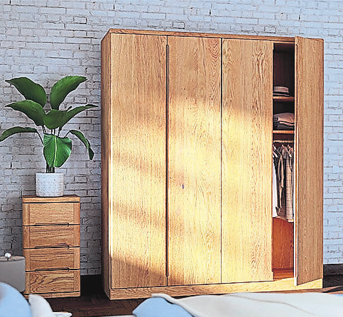 Natur und Ordnung im Schlafraum mit Eichenschrank „Valentin“