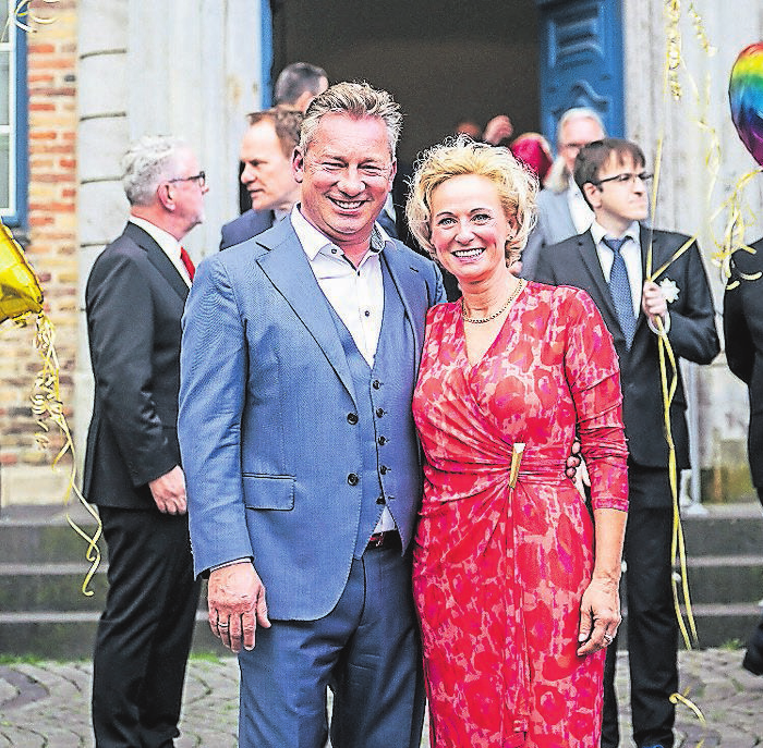 Bei der Vorstellung noch in Zivil: Das neue Prinzenpaar 2024/2025 Andreas Mauska und Evelyn Werner FOTO: ANDREAS BRETZ