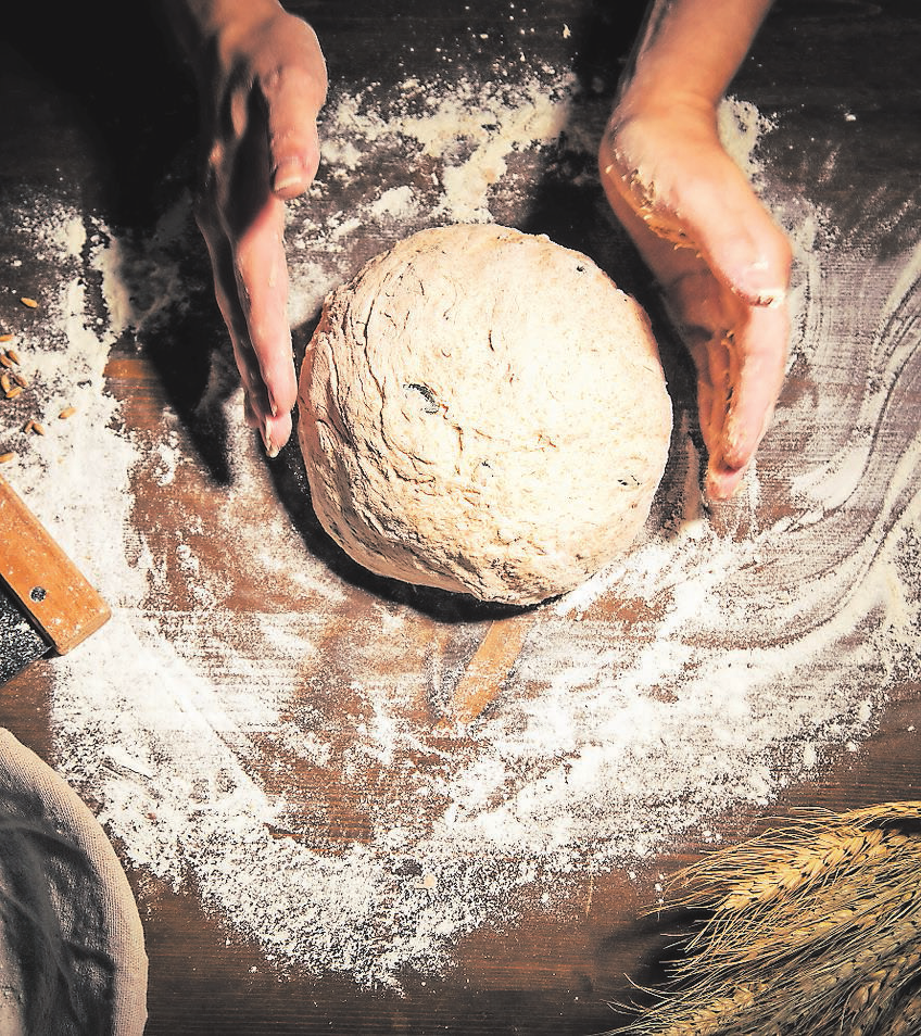 Lecker Dinkel? Wer an Weizenunverträglichkeit leidet, verträgt möglicherweise Produkte aus Dinkelmehl besser. FOTO: CHRISTIN KLOSE/DPA-TMN