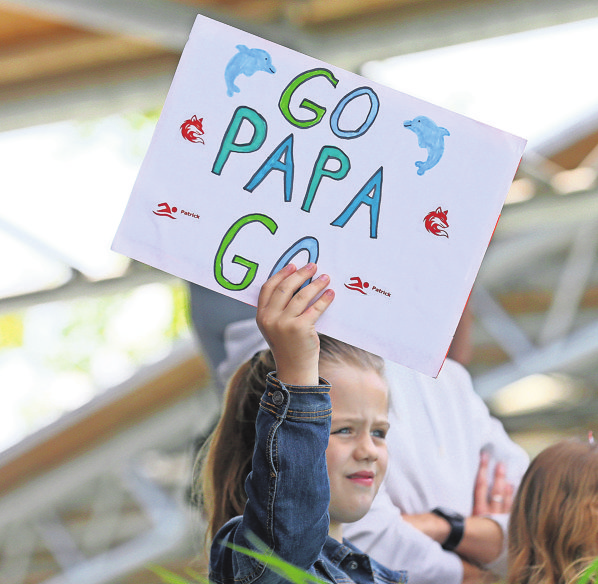 Wenn das keine Motivation ist! Große und kleine Zuschauer feuern die Sportler an. Foto: Avanti/Ralf Poller