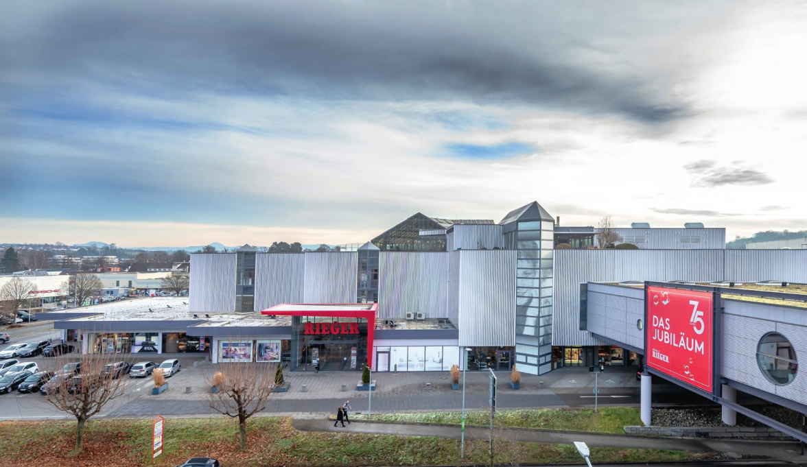 Das Stammhaus von Möbel Rieger in Göppingen.