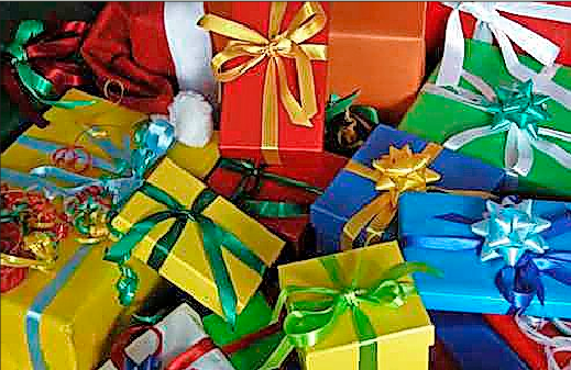 Schön verpackt machen Weihnachtsgeschenke noch mehr Freude - aber natürlich zählen vor allem die inneren Werte. FOTOLIA.COM/ARTO